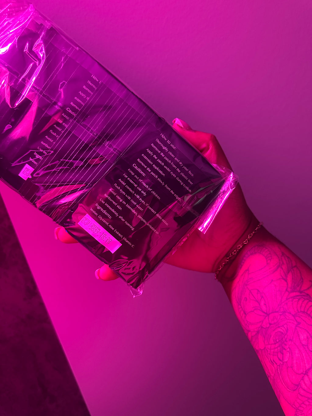 Aloe Infused Eye Pads